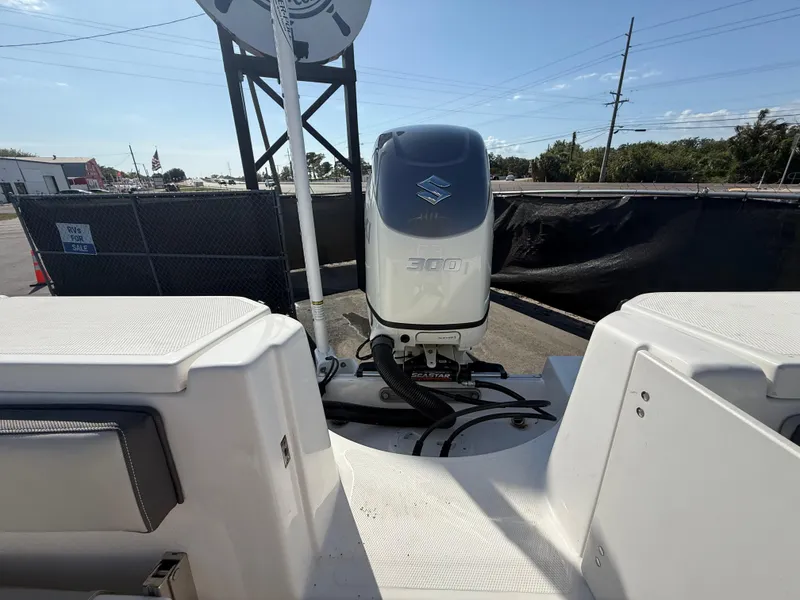 Slide: The Image of Aquasport 2300 Center Console 2022 - 73