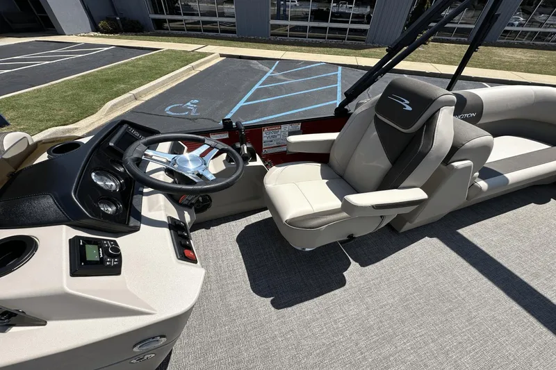 Slide: The Image of Bennington 22S 2025 - 11