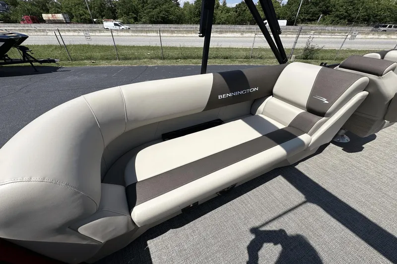 Slide: The Image of Bennington 22S 2025 - 6