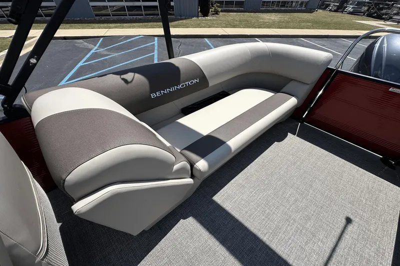 Slide: The Image of Bennington 22S 2025 - 7