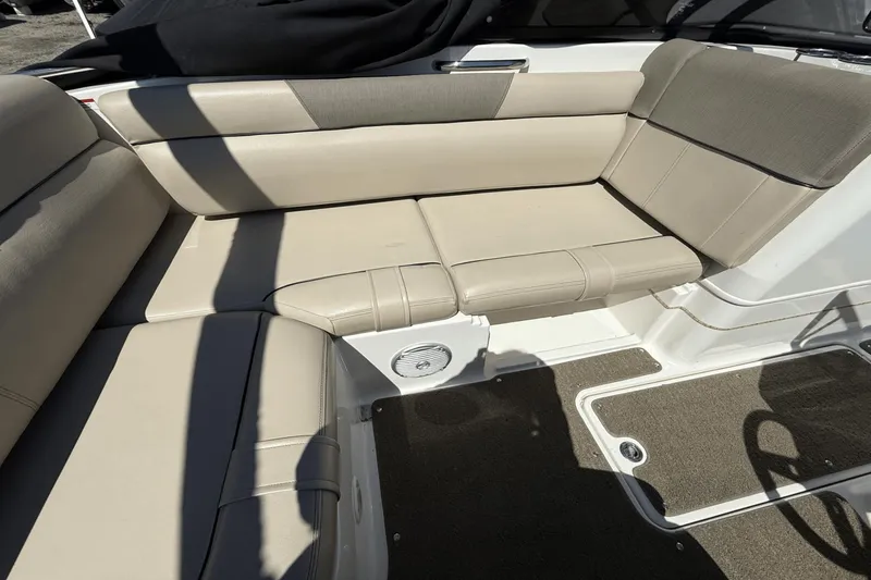 Slide: The Image of Bayliner 195DB 2016 - 17