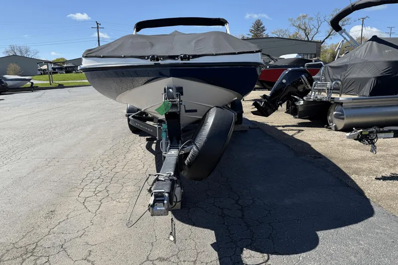 Slide: The Image of Bayliner 195DB 2016 - 2