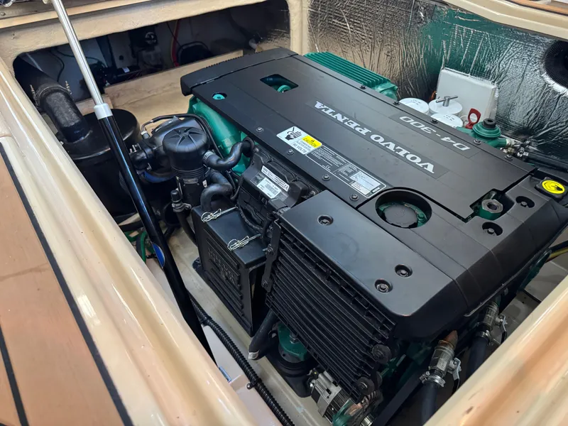 Slide: The Image of Engine compartment of a 2020 Ranger Tugs R-31 S with Volvo Penta engine. - 45