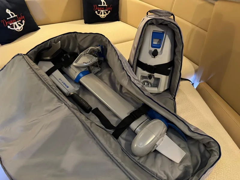 Slide: The Image of Ranger Tug R-31 S 2020 - 51