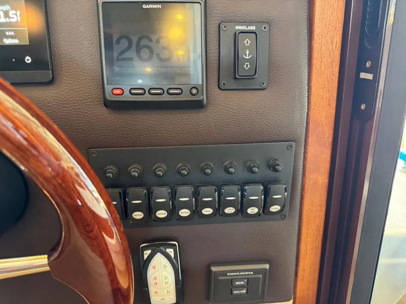 Slide: The Image of Ranger Tug R-31 S 2020 - 58