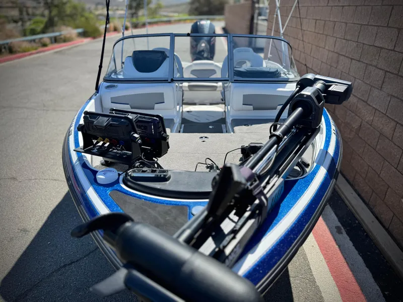 Slide: The Image of 2021 Nitro Z19 Sport boat parked, featuring advanced equipment and sleek design. - 10