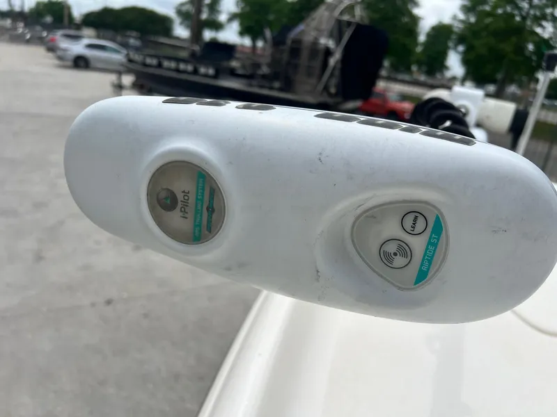 Slide: The Image of Key West 230 Bay Reef 2016 - 11