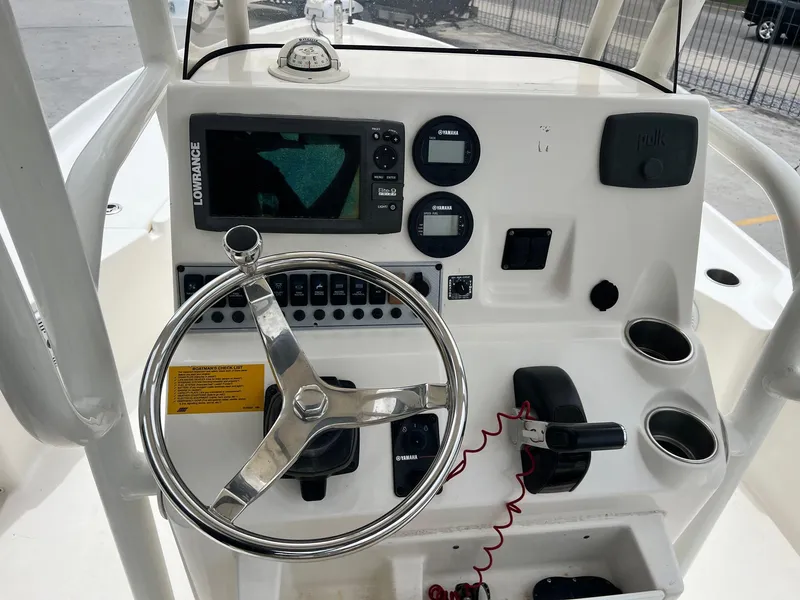 Slide: The Image of Key West 230 Bay Reef 2016 - 6