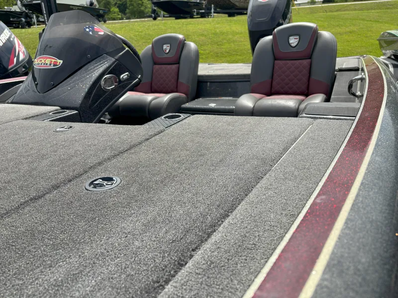 Slide: The Image of Triton 189 TXR 2017 - 12