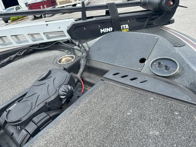 Slide: The Image of Triton 189 TXR 2017 - 3