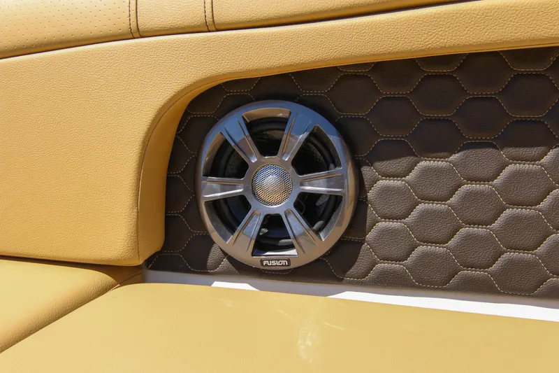Slide: The Image of Speaker on 2021 Sea Ray SDX 270 boat with hexagonal pattern upholstery. - 44