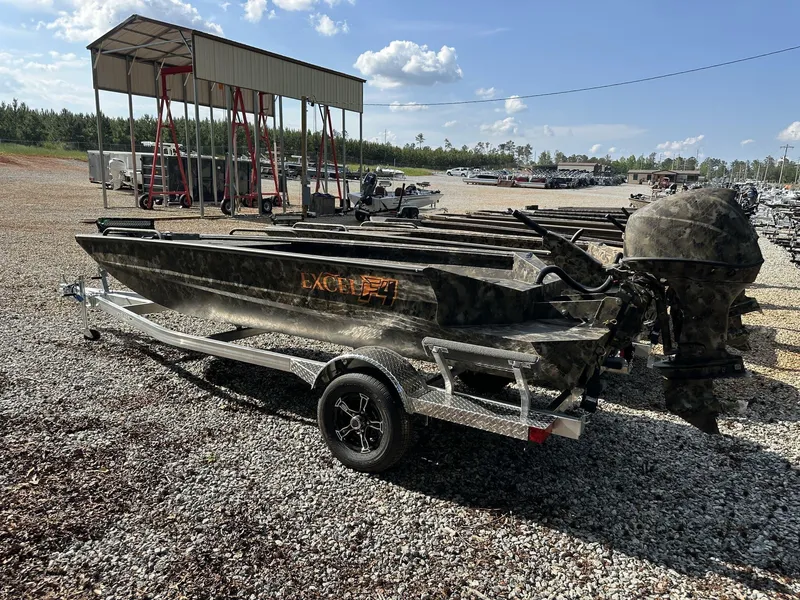 Slide: The Image of 2025 Excel Viper F4 1751 boat on trailer in outdoor lot. - 5