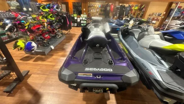 Slide: The Image of Sea-Doo GTI SE 170 WITH SOUND SYSTEM 2025 - 5