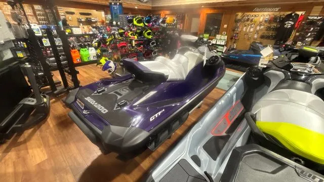 Slide: The Image of Sea-Doo GTI SE 170 WITH SOUND SYSTEM 2025 - 6