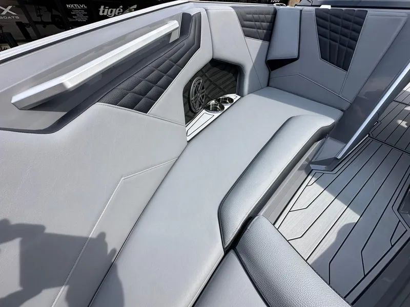 Slide: The Image of Nautique Super Air Nautique S25 2025 - 20