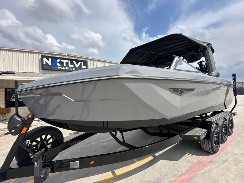 Slide: The Image of Nautique Super Air Nautique S25 2025 - 8