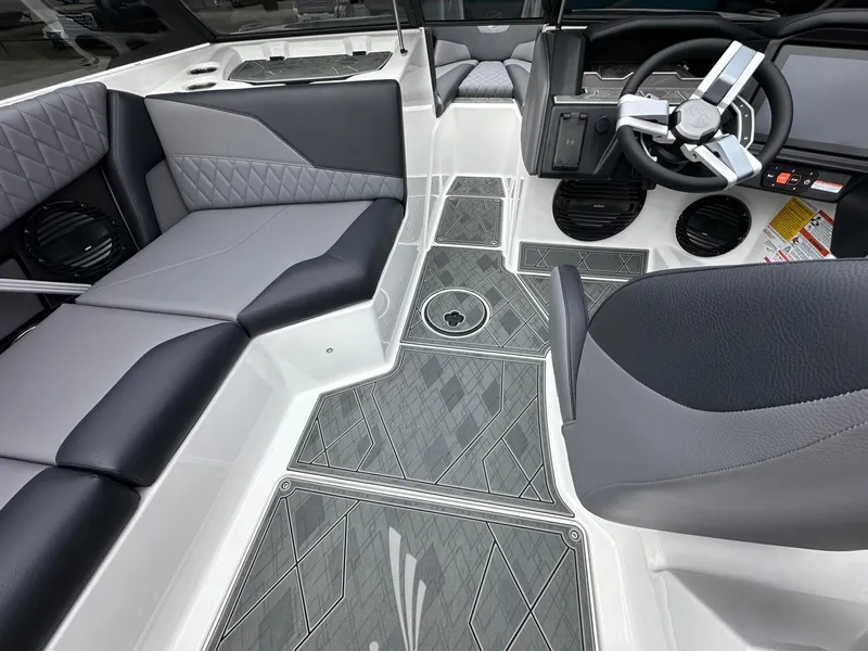 Slide: The Image of Tigé Z1 2025 - 14