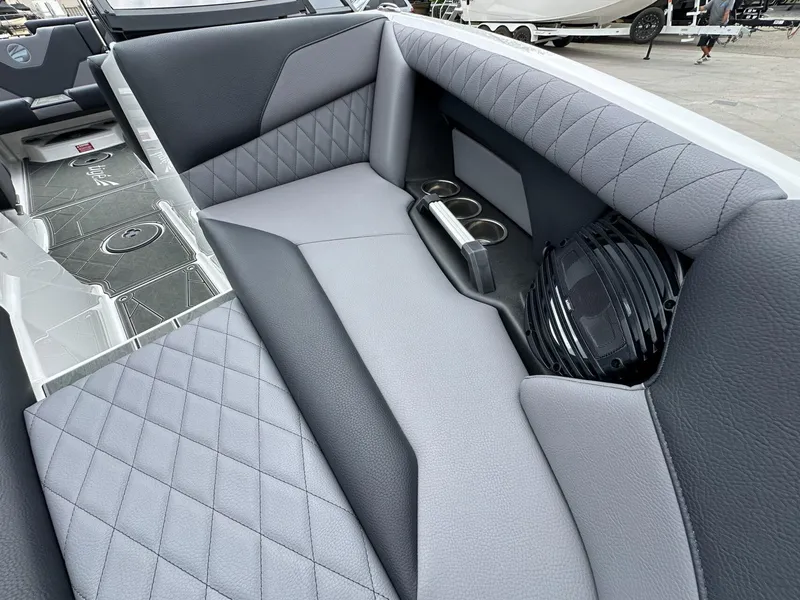 Slide: The Image of Tigé Z1 2025 - 23