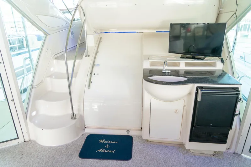 Slide: The Image of Maxum 4100 SCA 2000 - 21