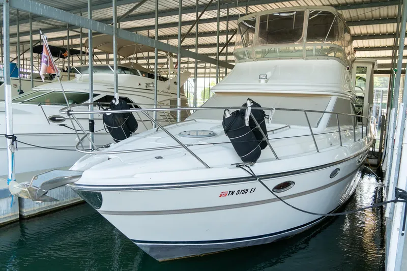 Slide: The Image of Maxum 4100 SCA 2000 - 3