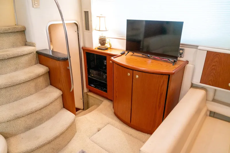 Slide: The Image of Maxum 4100 SCA 2000 - 43