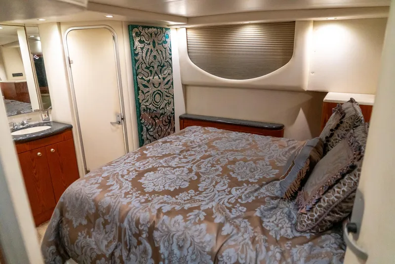 Slide: The Image of Maxum 4100 SCA 2000 - 44