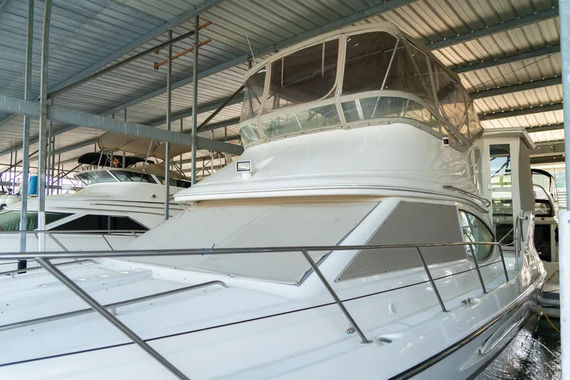 Slide: The Image of Maxum 4100 SCA 2000 - 5