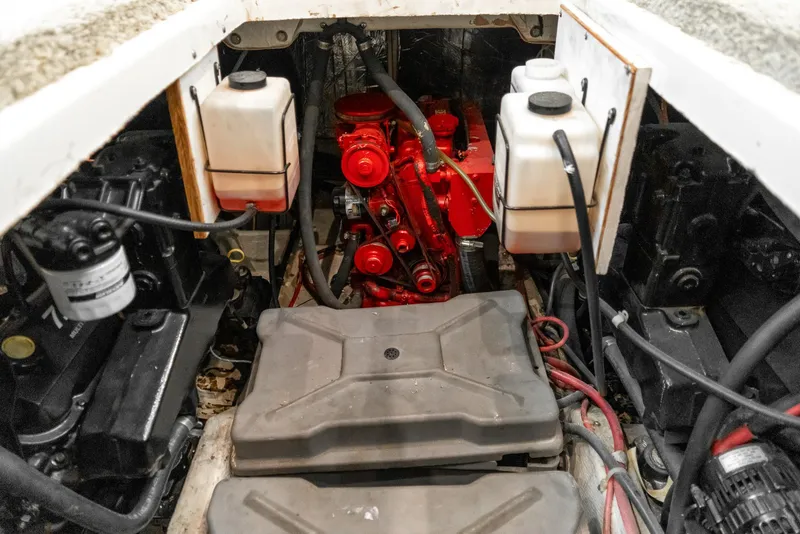 Slide: The Image of Maxum 4100 SCA 2000 - 51