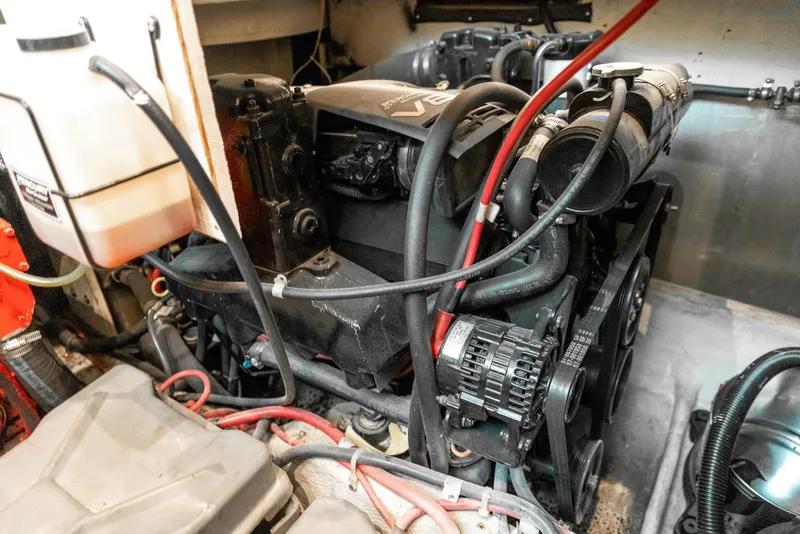 Slide: The Image of Maxum 4100 SCA 2000 - 53