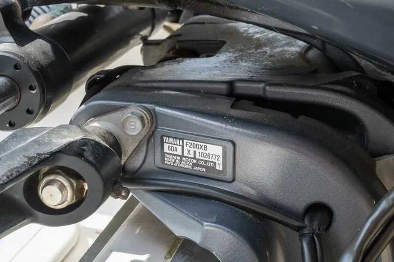 Slide: The Image of Close-up of Yamaha F200XB engine on 2017 Sea Hunt Ultra 225 boat. - 49