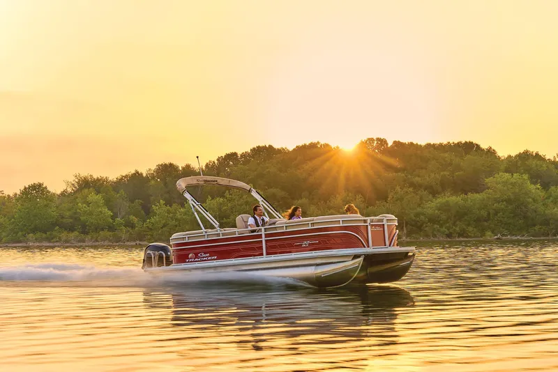 Slide: The Image of Sun Tracker Party Barge 22 RF DLX 2025 - 61