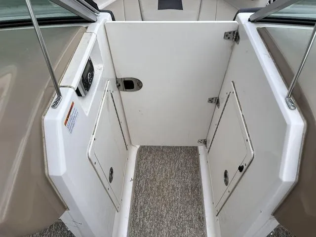 Slide: The Image of Chaparral 21 H2O Ski & Fish 2018 - 11