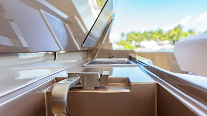 Slide: The Image of Sink - 30