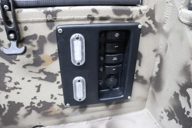 Slide: The Image of Excel Viper F4 1651 2024 - 16