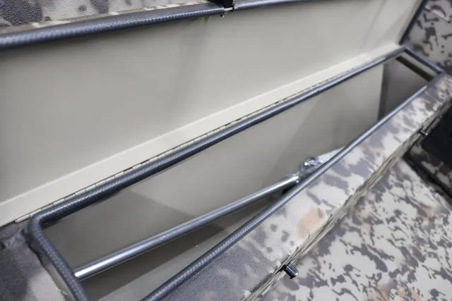 Slide: The Image of Excel Viper F4 1651 2024 - 20