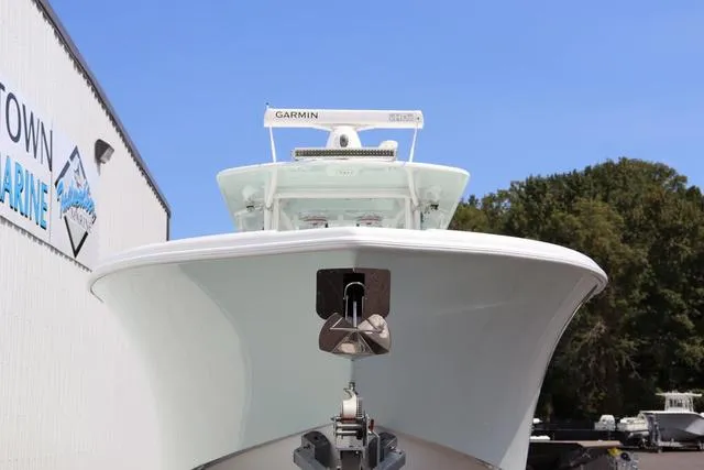 Slide: The Image of Yellowfin 36 Offshore 2018 - 6