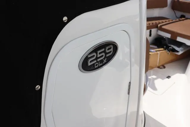 Slide: The Image of Sea Pro 259 Deep V Series 2023 - 21