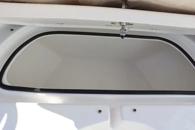 Slide: The Image of Cape Horn 27XS 2023 - 28