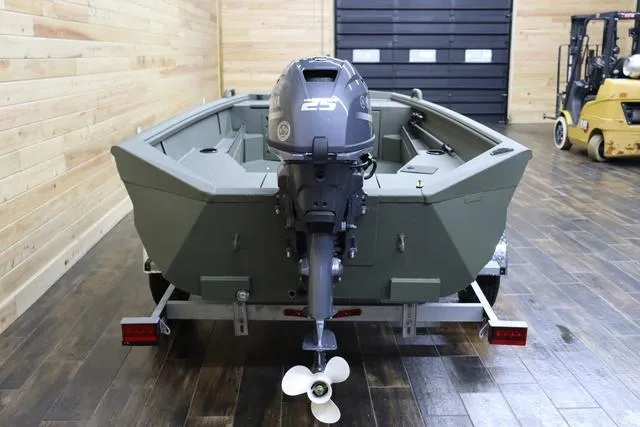 Slide: The Image of Excel ECLIPSE 1554 2024 - 4