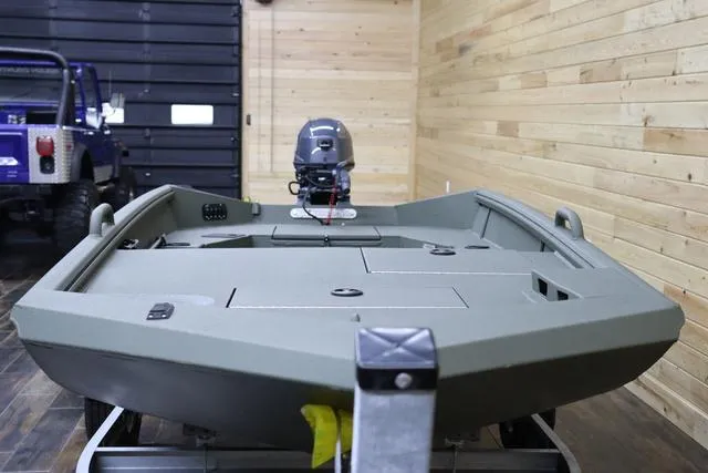 Slide: The Image of Excel ECLIPSE 1554 2024 - 6