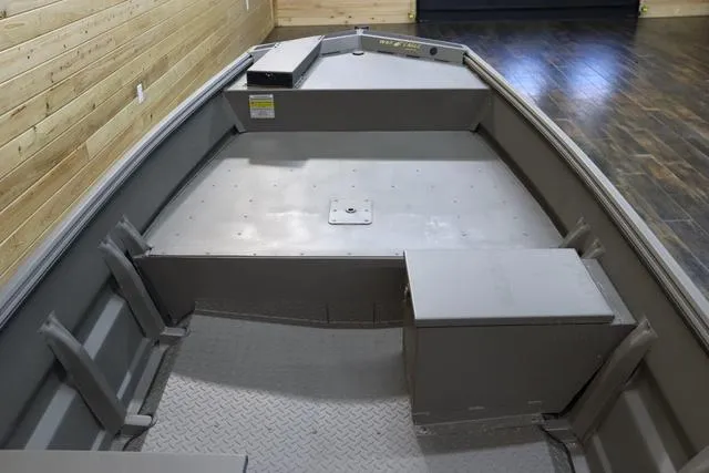 Slide: The Image of War Eagle 648LDV 2025 - 5