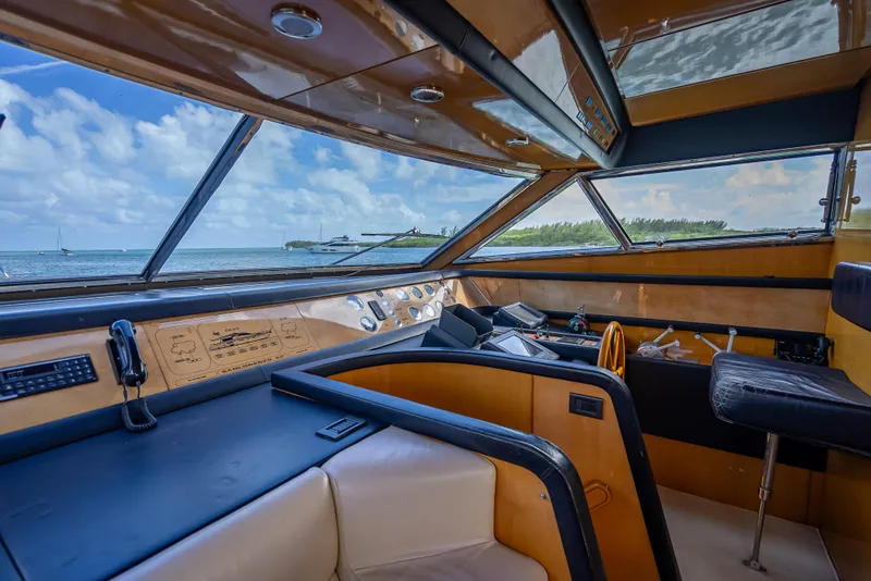 Slide: The Image of Interior view of 1995 Sanlorenzo 62 yacht cockpit with ocean view. - 35
