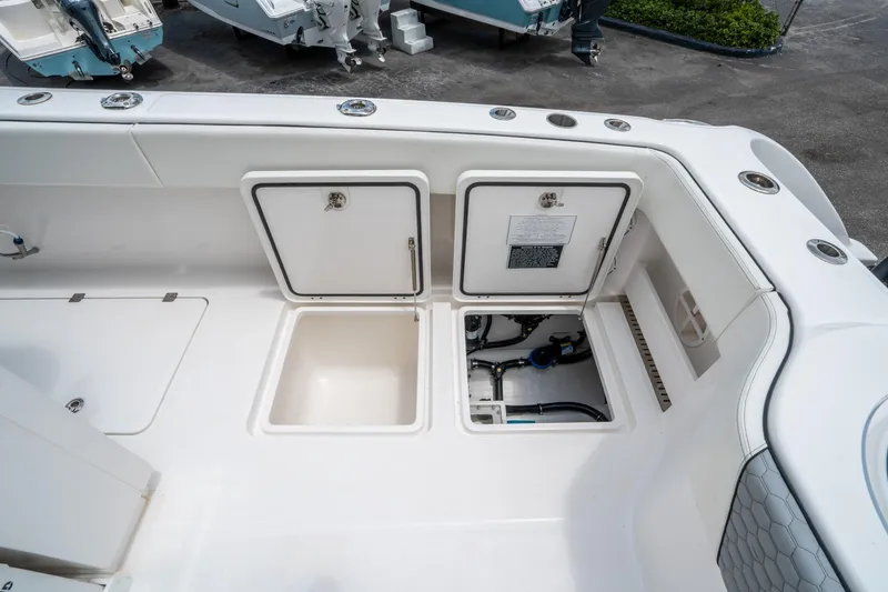 Slide: The Image of Invincible 40 Catamaran 2022 - 19