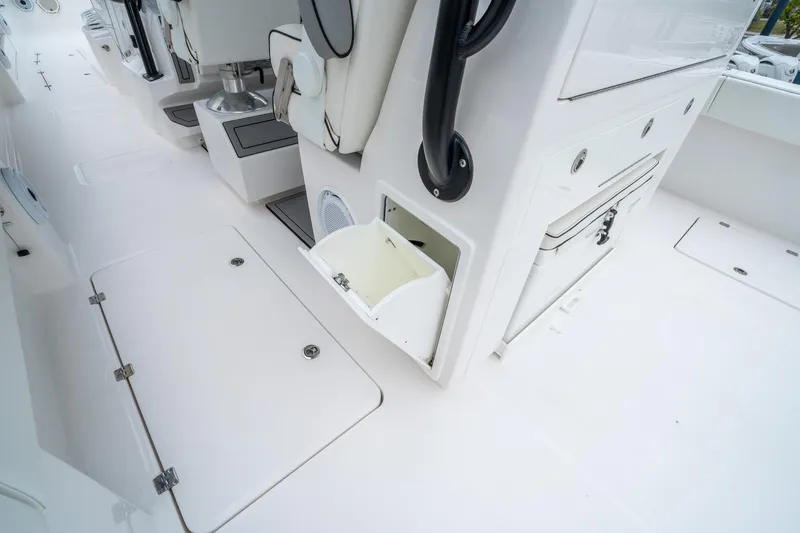 Slide: The Image of Invincible 40 Catamaran 2022 - 25