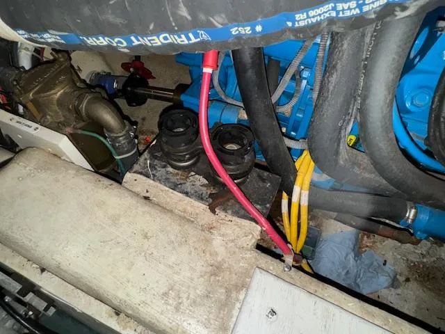 Slide: The Image of Carver Yachts 36 Motor Yacht 2006 - 51