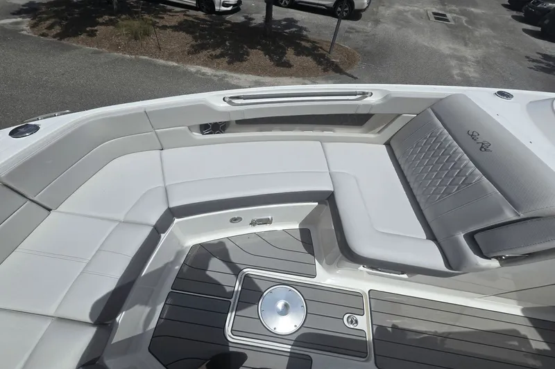 Slide: The Image of Sea Ray SLX 310 Outboard 2026 - 27