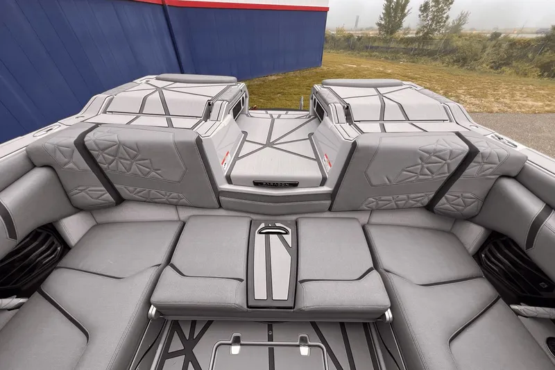Slide: The Image of Nautique Super Air Nautique G25 Paragon 2026 - 15