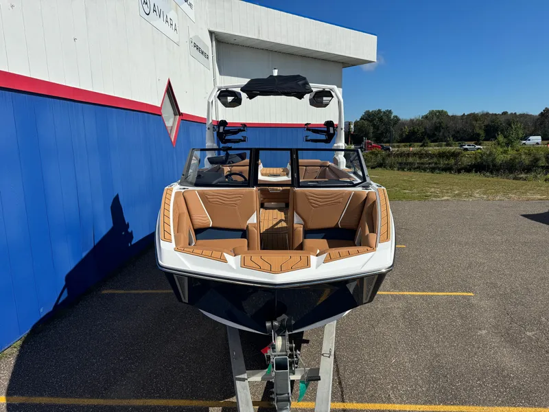 Slide: The Image of Nautique Super Air Nautique G23 2026 - 1