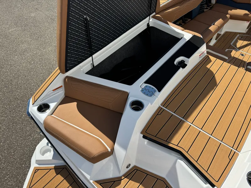 Slide: The Image of Nautique Super Air Nautique G23 2026 - 11