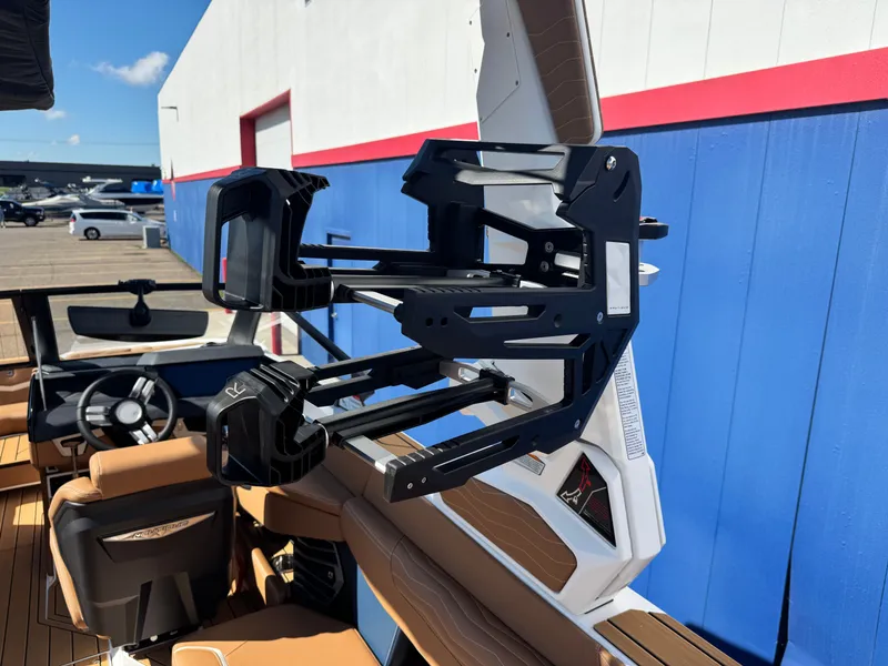 Slide: The Image of Nautique Super Air Nautique G23 2026 - 19